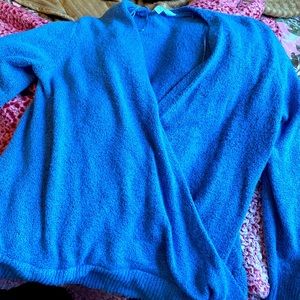 Low cut Winter sweater